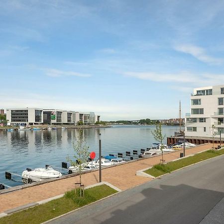 Luxury City Center Harbour Apartment 2 Bedroom Sonderborg Bagian luar foto