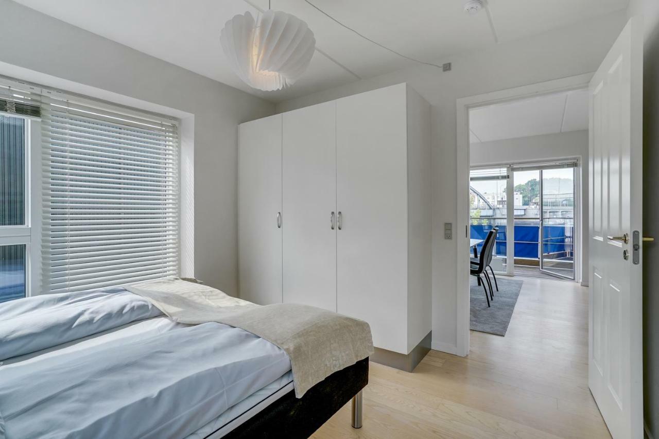 Luxury City Center Harbour Apartment 2 Bedroom Sonderborg Bagian luar foto