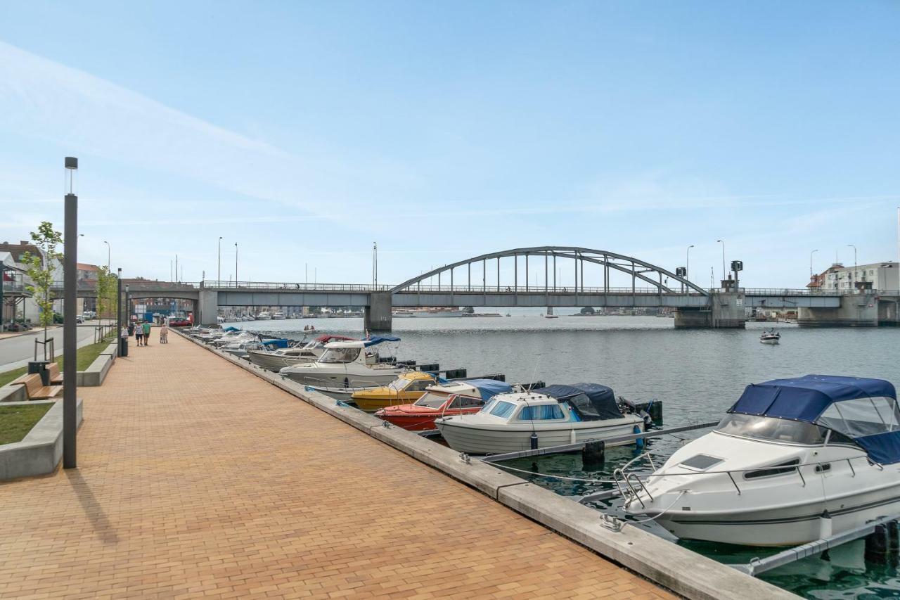 Luxury City Center Harbour Apartment 2 Bedroom Sonderborg Bagian luar foto